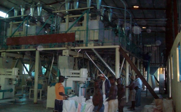 <a href=http://m.gczcqf.cn/product/6/ target=_blank class=infotextkey>玉米深加工機(jī)械</a>